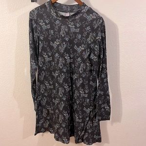 Short, vintage style fall dress
